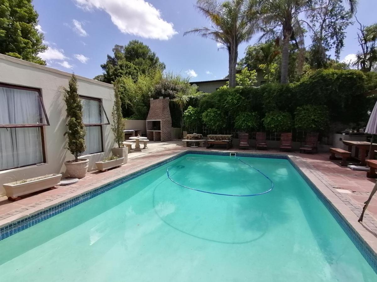Aanhuizen Guest House Swellendam Exterior foto