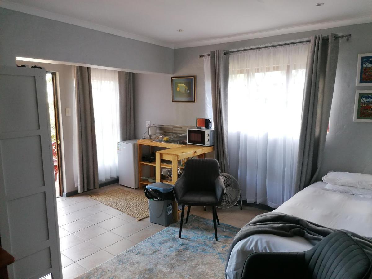 Aanhuizen Guest House Swellendam Exterior foto